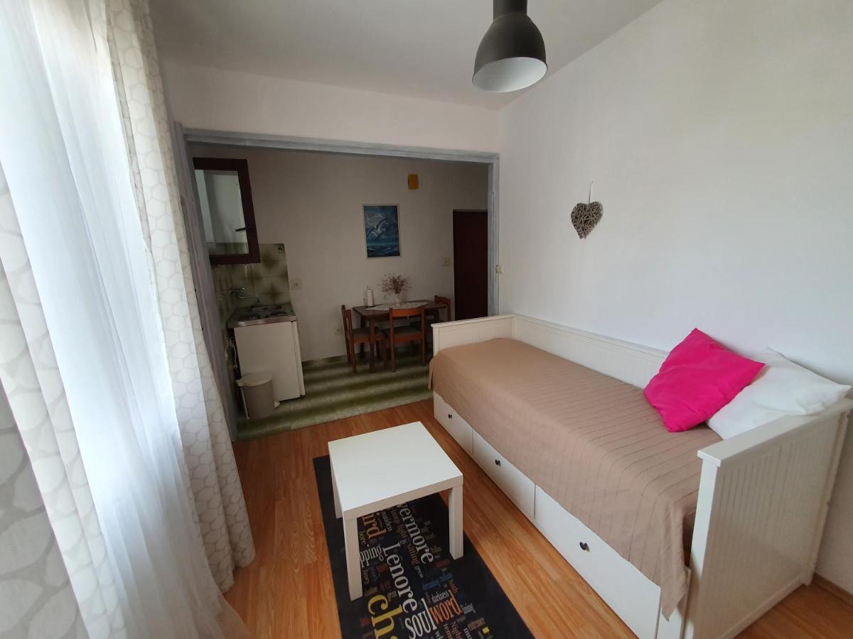 Aenona Sunny Apartment Врси Екстериор снимка